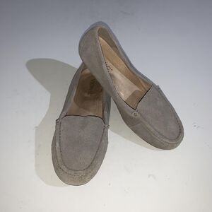 Vionic Debbie Shoes Womens Size 9 Wide Beige Suede Loafers Comfort Slip On